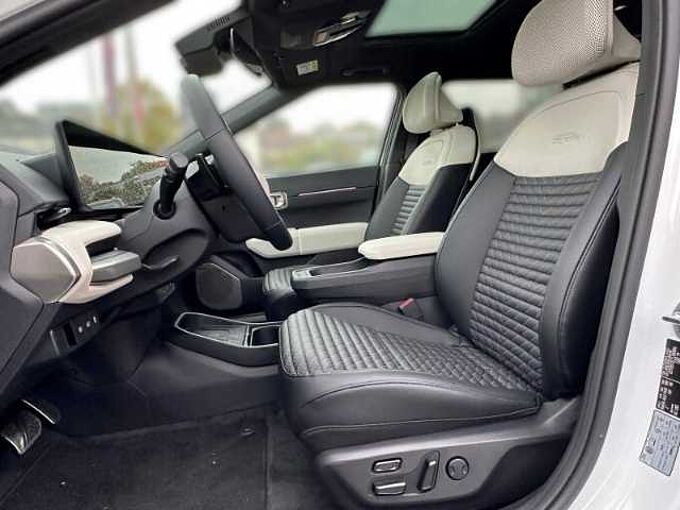Kia EV4 150 kW GT-Line Glasdach, HUD, 360 Grad Kamera