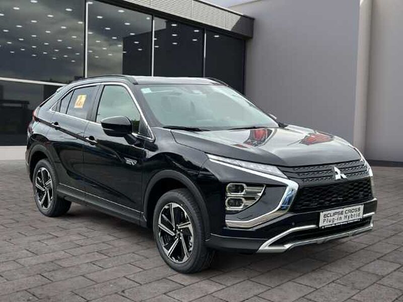 Mitsubishi Eclipse Cross PLUS 2.4 PHEV AT Allrad Navi Sitzheiz. Parksensoren hinten PLUS PHEV Allrad EU6d PDC LED Navigation SHZ