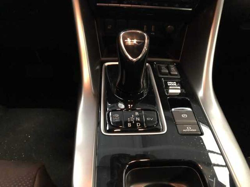 Mitsubishi Eclipse Cross Select Black Edition PHEV Sondermodell Standh. PDC 360° Select Black Edition PHEV Sondermodell Standh. PDC 360°