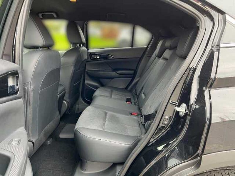 Mitsubishi Eclipse Cross PLUS 2.4 PHEV Allrad PDC LED Navigation SHZ Auslaufmodell Aktion PLUS PHEV Allrad EU6d PDC LED Navigation SHZ