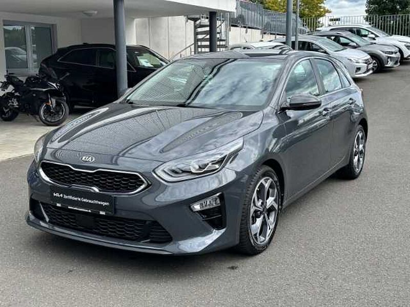 Kia Cee'd Spirit 1.5 T-GDI Automatik Navi, Park-Distance, Sitzheizung Ceed