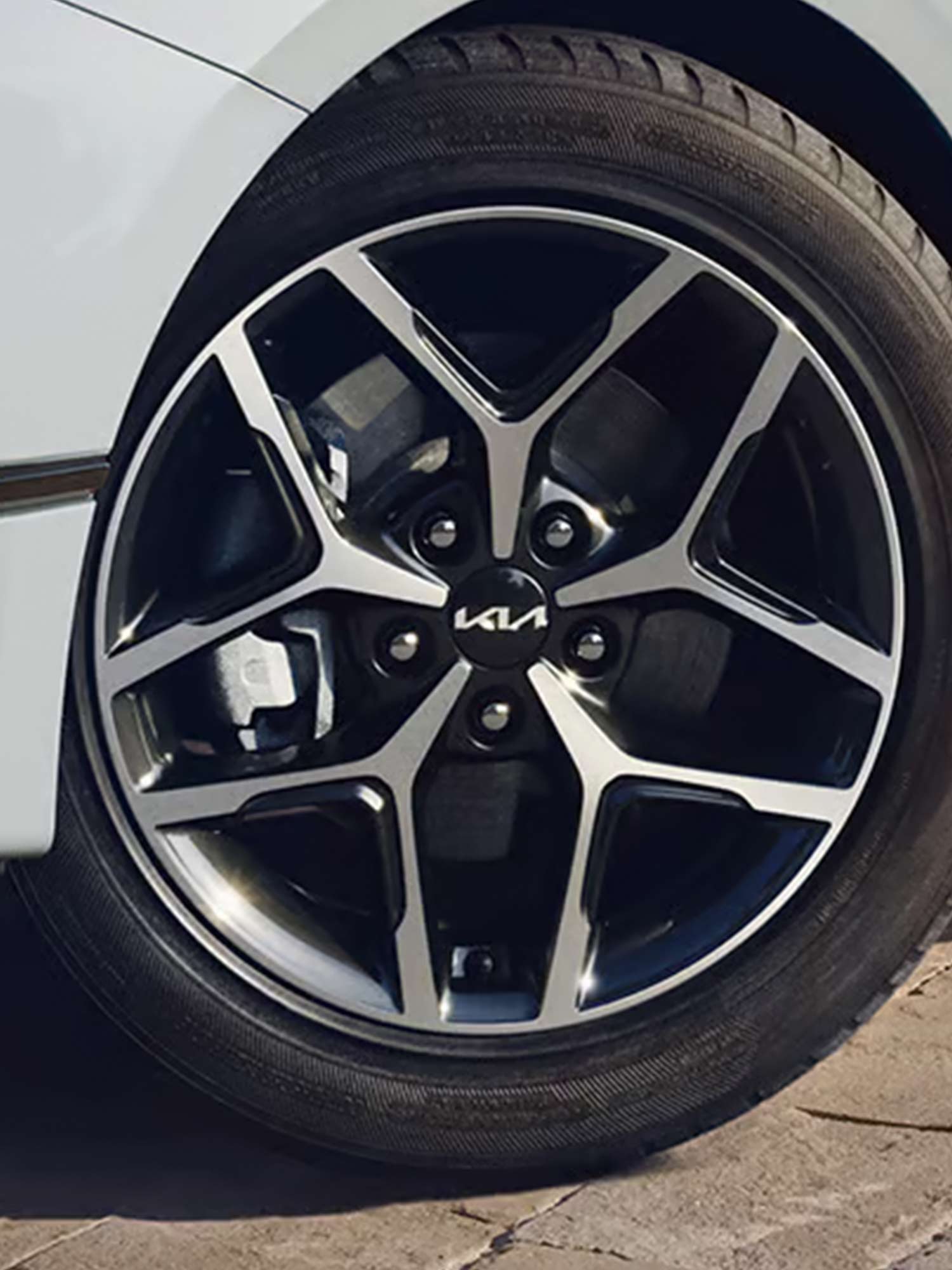 Das Bild zeigt die Felge vom Kia Ceed