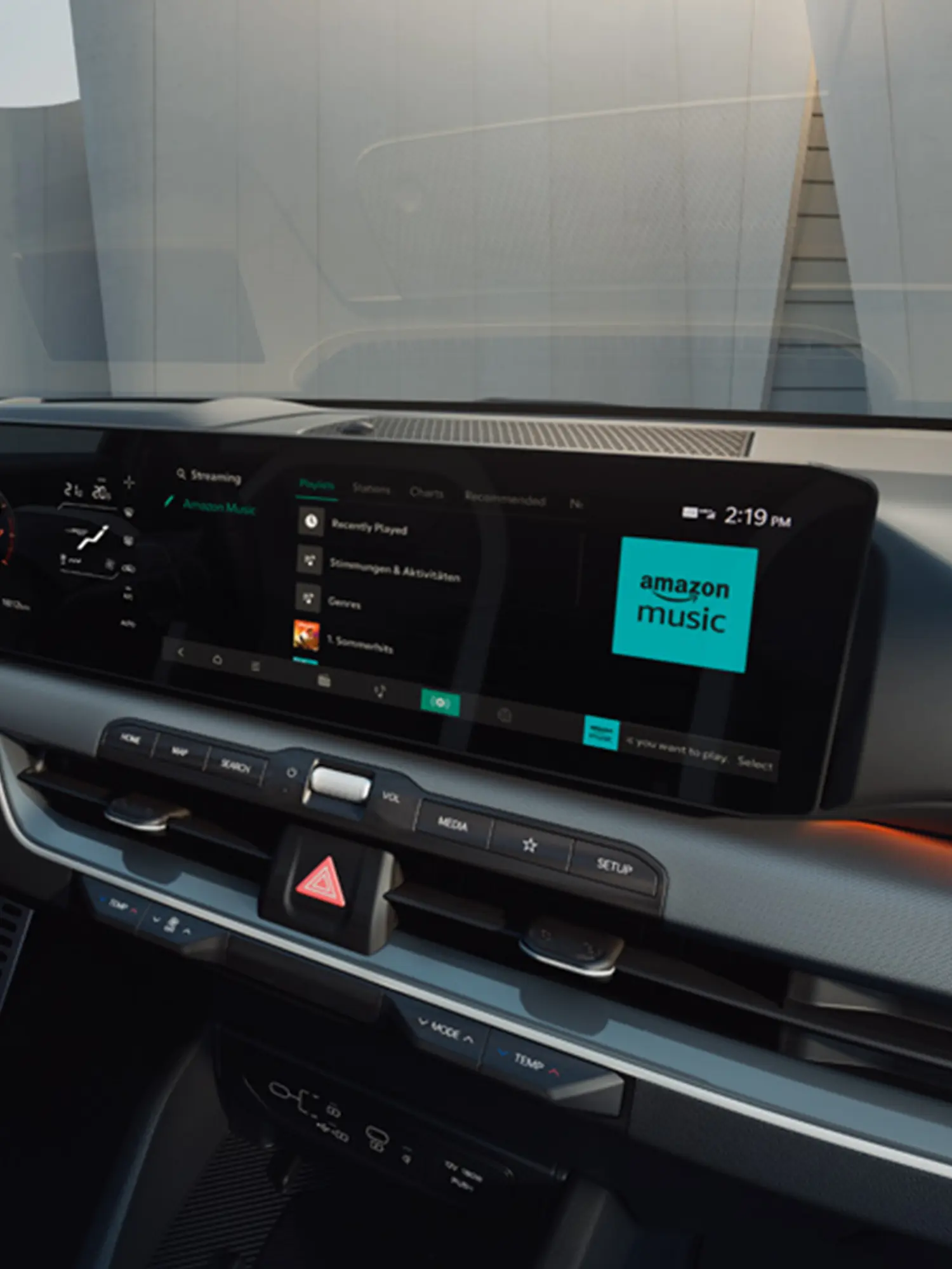 as Bild zeigt das Infotaiment des K4