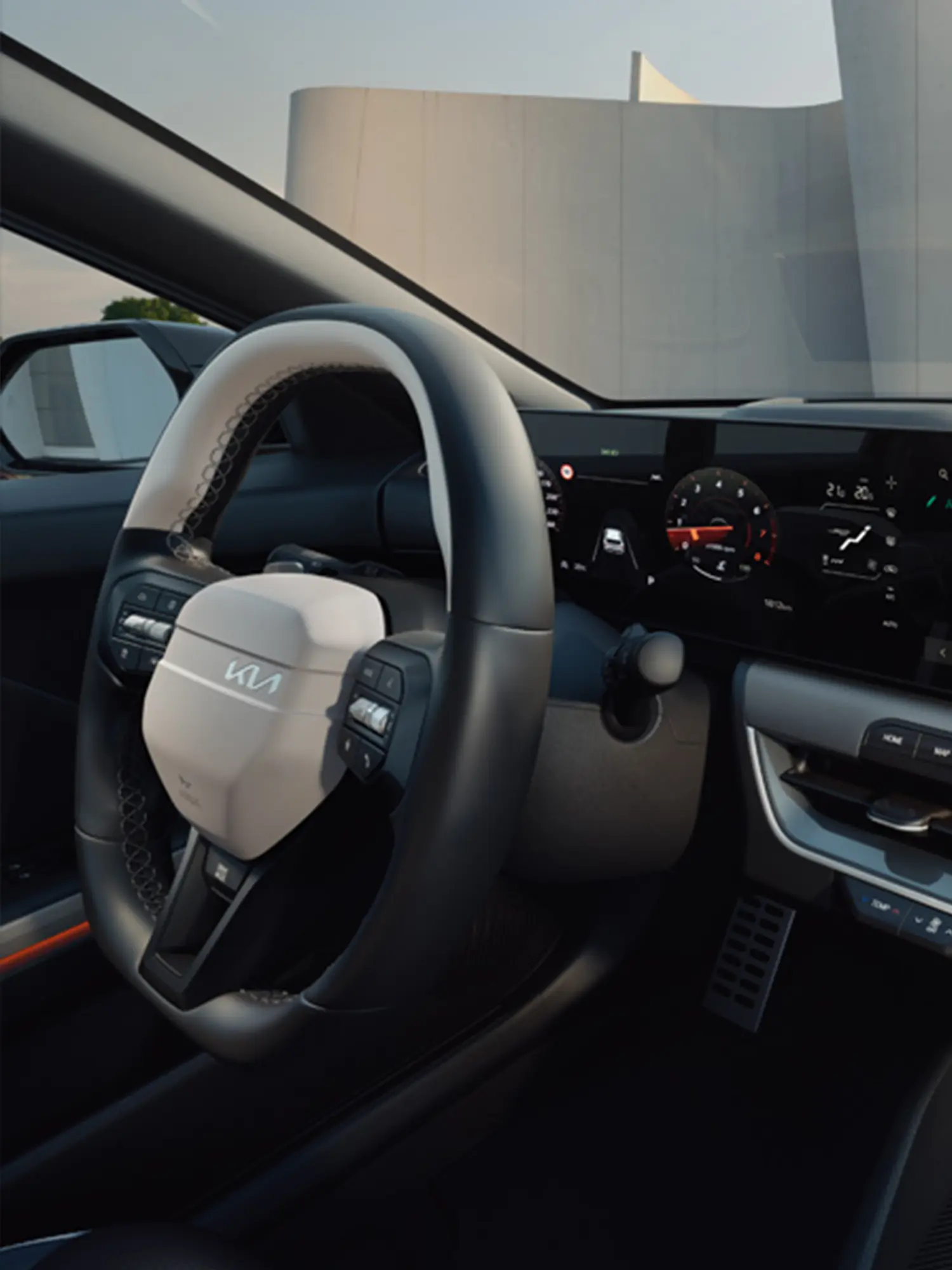 Das Bild zeigt das Lenkrad des K4