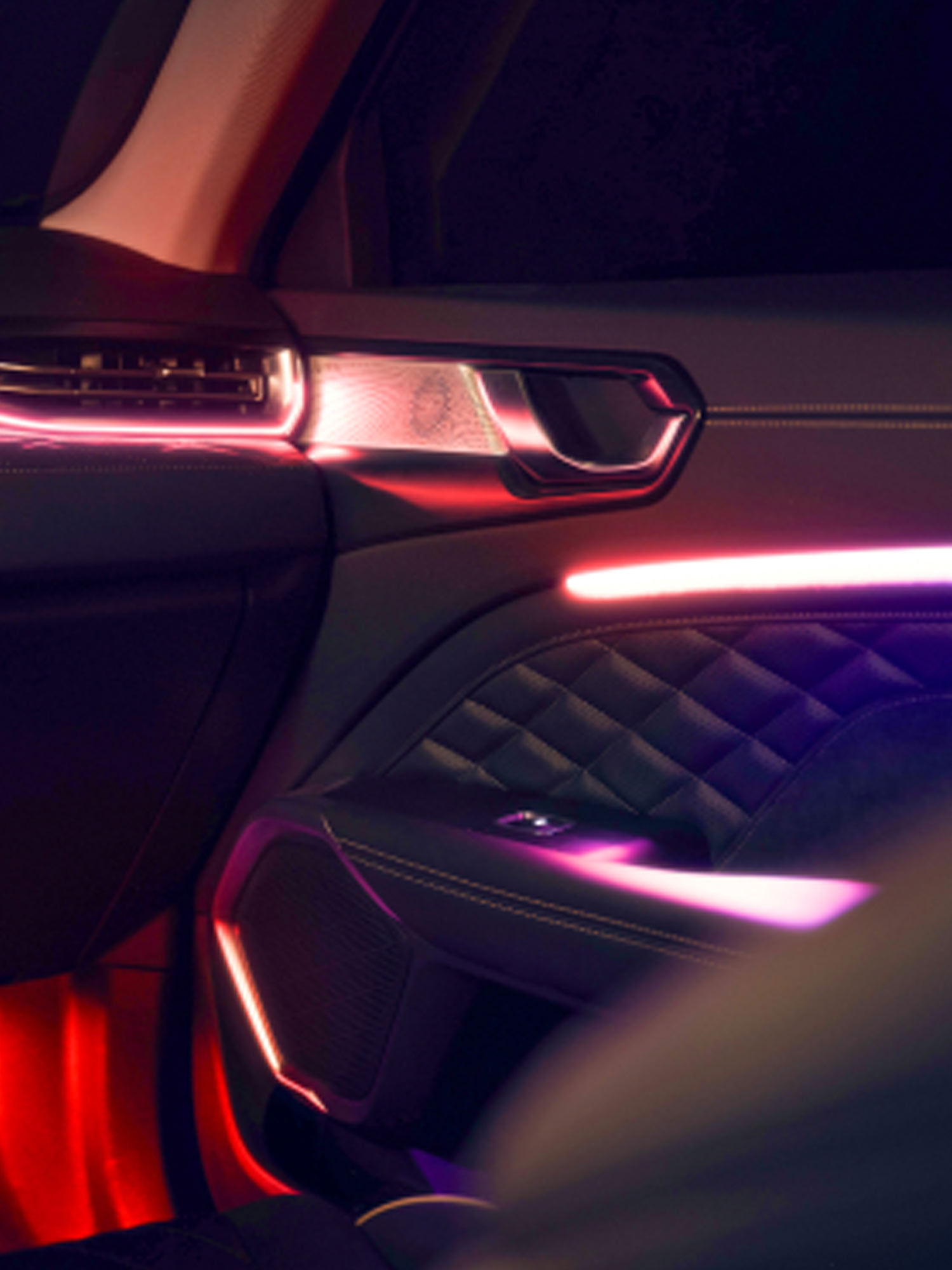 Das Bild zeigt den Innenraum des Mitsubishi Colt